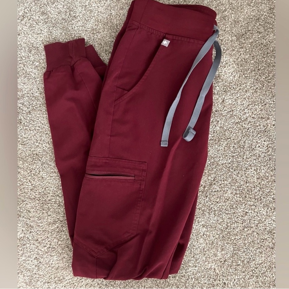 Figs Burgundy Jogger Technical Collection Pants XS/Tall